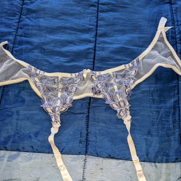Porte-jarretelles Lise Charmel Antinea – Taille 1 – Dentelle Noire – Neuf